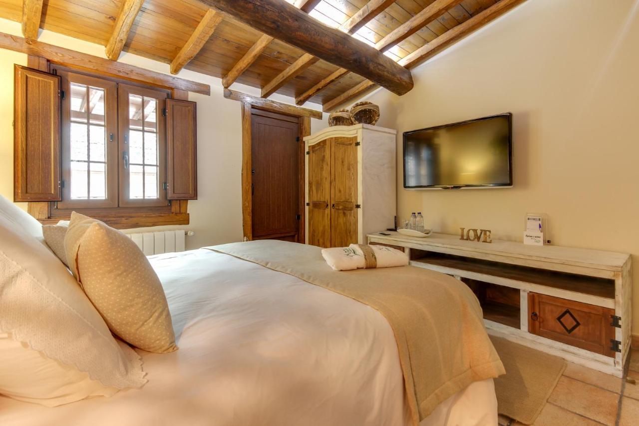 Casa Rural A Cashina Da Lagarteira Valverde del Fresno Bagian luar foto